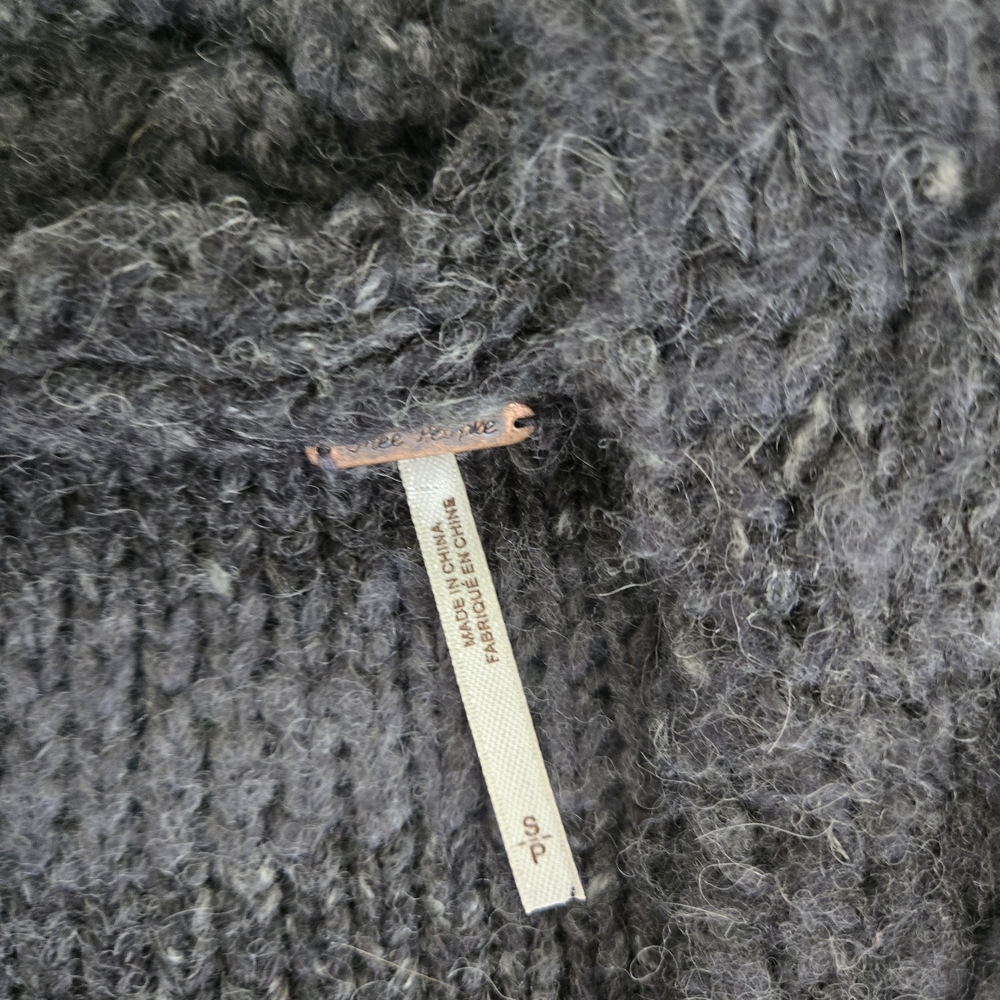 Free People Cozy Braided Cardigan ASO Bonnie Bennett Vampire Diaries - Picture 3 of 3